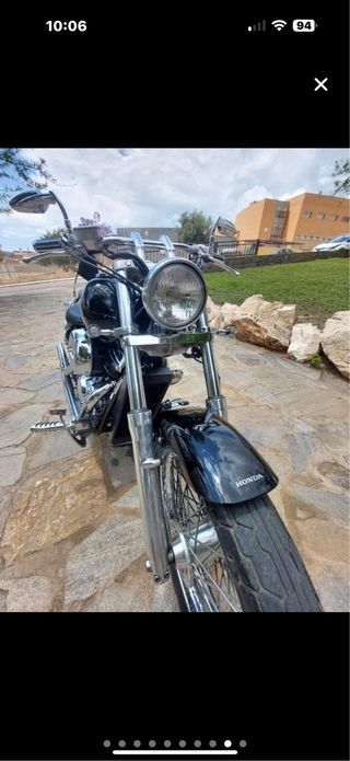 Honda VT750 Black Widow - Como Nueva