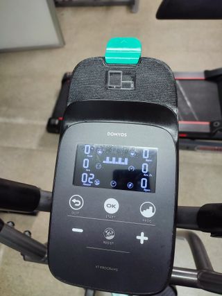 Bicicleta Elíptica Gris y Negra