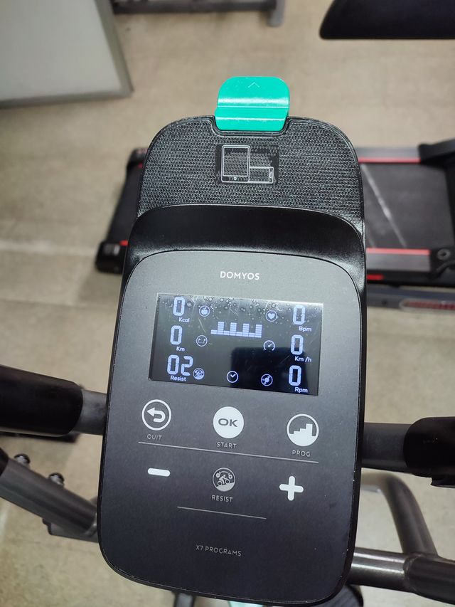 Bicicleta Elíptica Gris y Negra