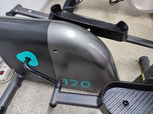 Bicicleta Elíptica Gris y Negra