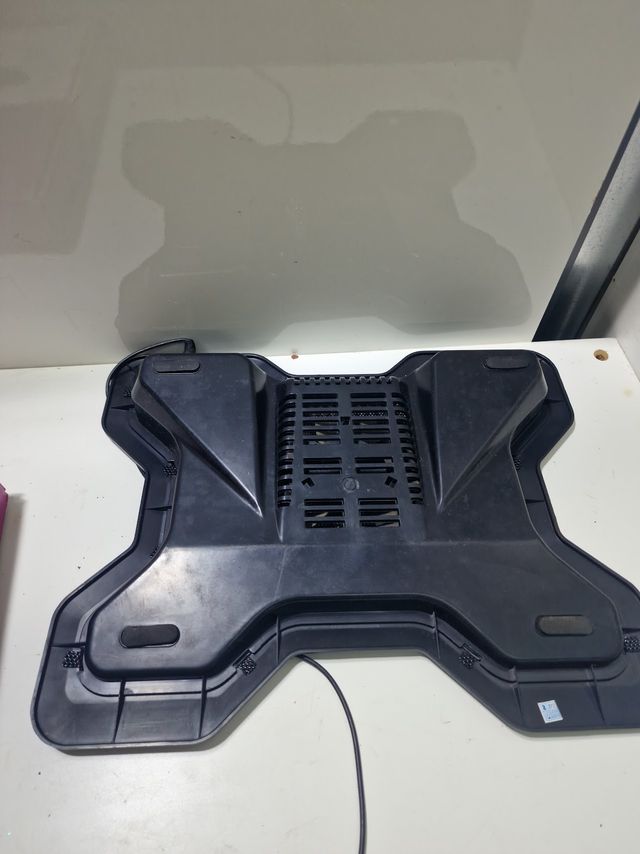 Base Refrigeradora Portátil Notebook Cooler