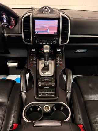 Porsche Cayenne GTS - FULL
