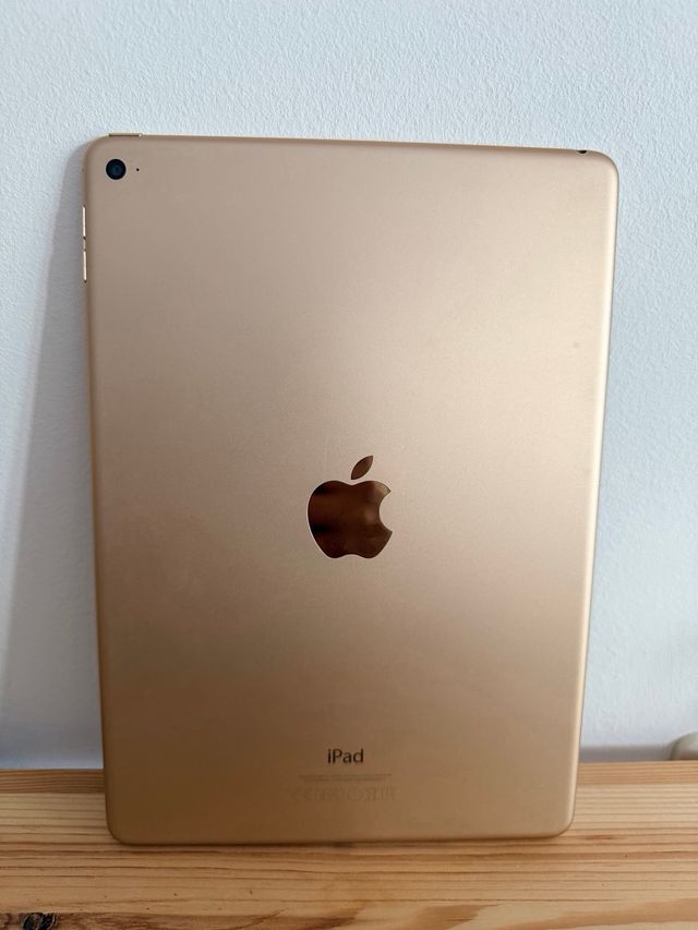 iPad Air 2 16GB Dorado A1566 Negociable!!