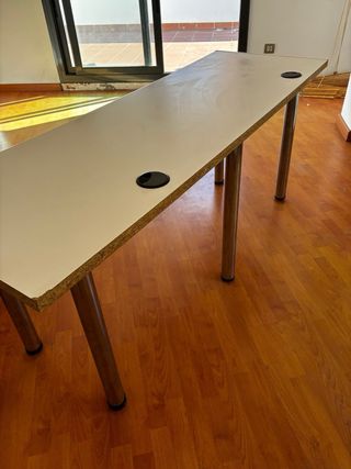 Escritorio alargado madera y metal