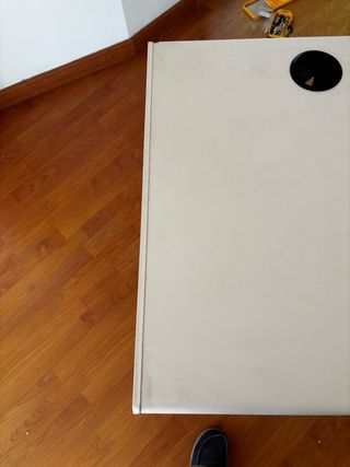 Escritorio alargado madera y metal