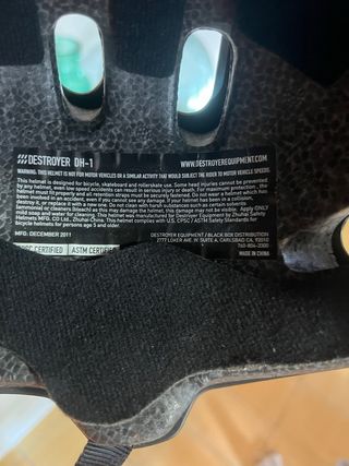 Casco DESTROYER Talla L/XL Negro