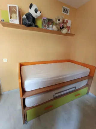 Dormitorio juvenil multicolor