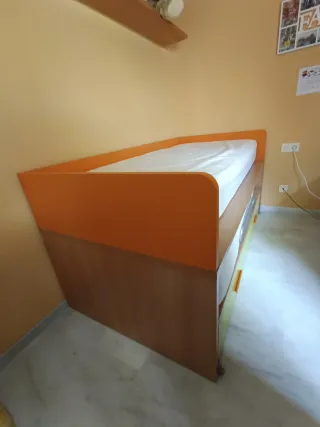 Dormitorio juvenil multicolor