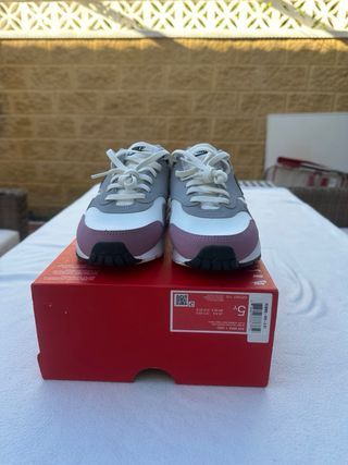 Nike Air Max 1 GS Talla 37.5