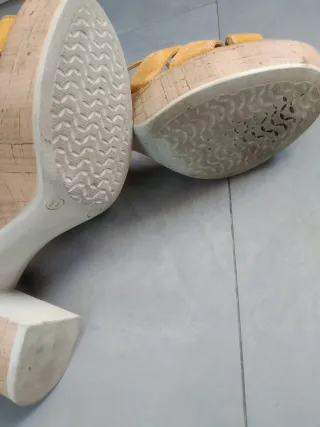 Zapatos Gadea Tacon Amarillo Talla 38