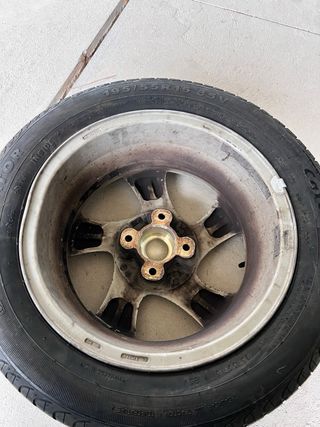 Llantas Peugeot 206 GTI con neumáticos
