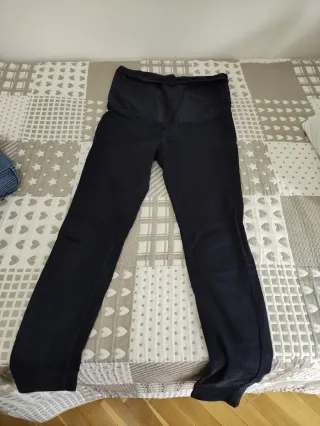 5 Pantalones premamá por solo 25€