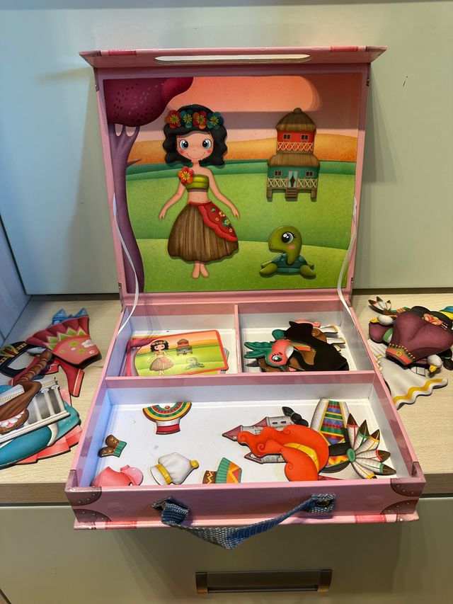 Princess World Maletín Magnético Infantil