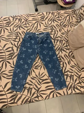 Pantalones vaqueros Mickey Mouse