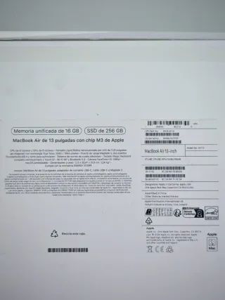 MacBook Air 13' M3 256GB 16GB RAM