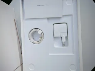 MacBook Air 13' M3 256GB 16GB RAM