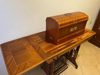 Máquina de coser Alfa vintage