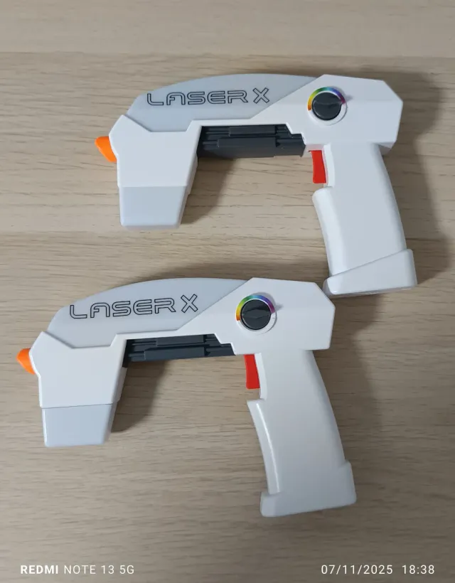 Pistolas Láser X (Set de 2) Sin usar
