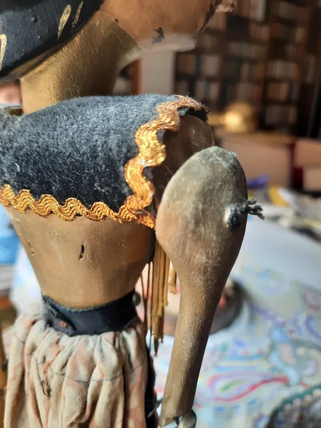 Marioneta Tailandesa Antigua