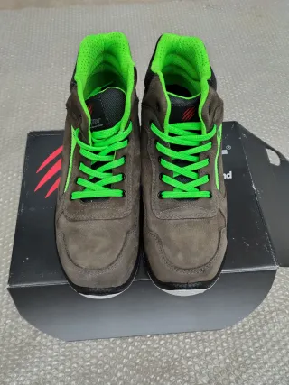Scarpe antinfortunistiche grigie e verdi taglia 44