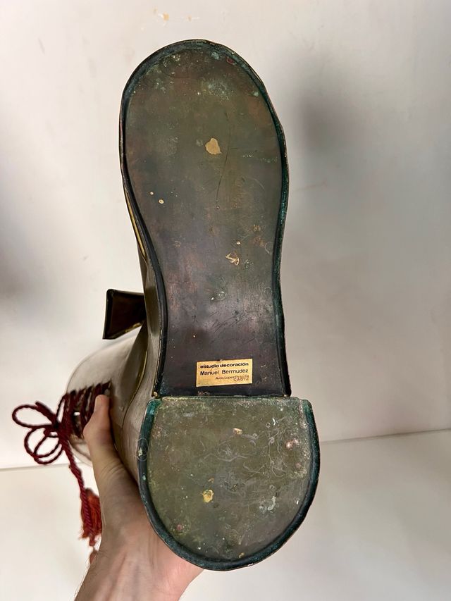 Paragüero Vintage Bota Dorada