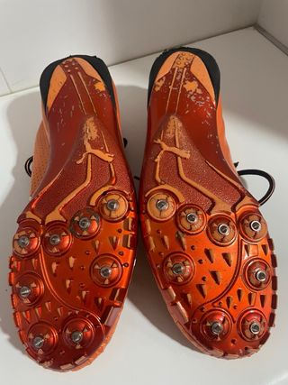 Puma Theseus Zapatillas Atletismo Clavos Naranja