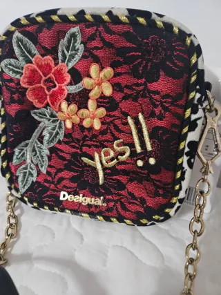 Bolso Desigual Negro y Rojo