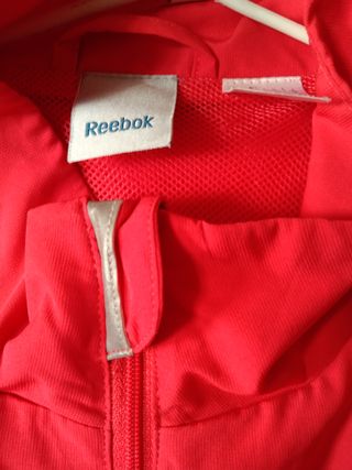 Cortavientos fino Reebok rosa/rojo