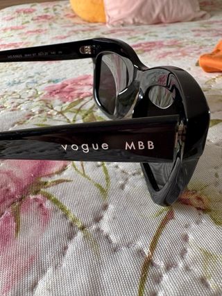 Occhiali da sole Vogue neri