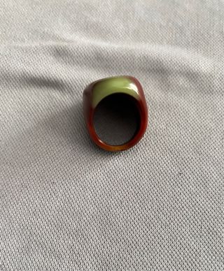 Anillo grande fantasía marrón y rojo