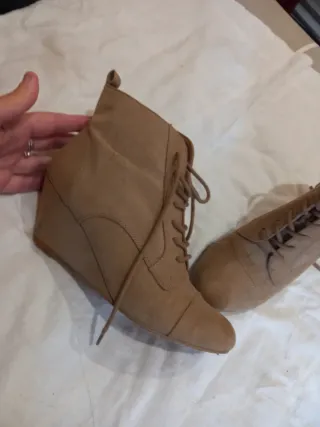 Botines Zara Beige