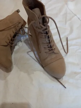 Botines Zara Beige