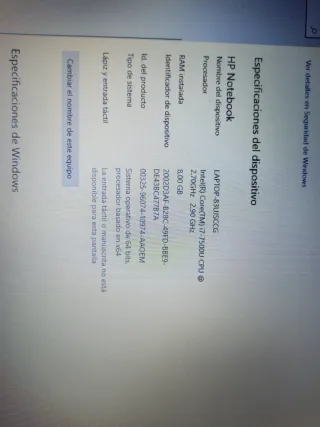 Ordenador portátil en prefecto estado