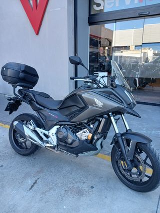 HONDA NC750X Manual