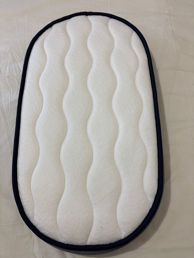 Colchón Minicuna  Moises Ovalado