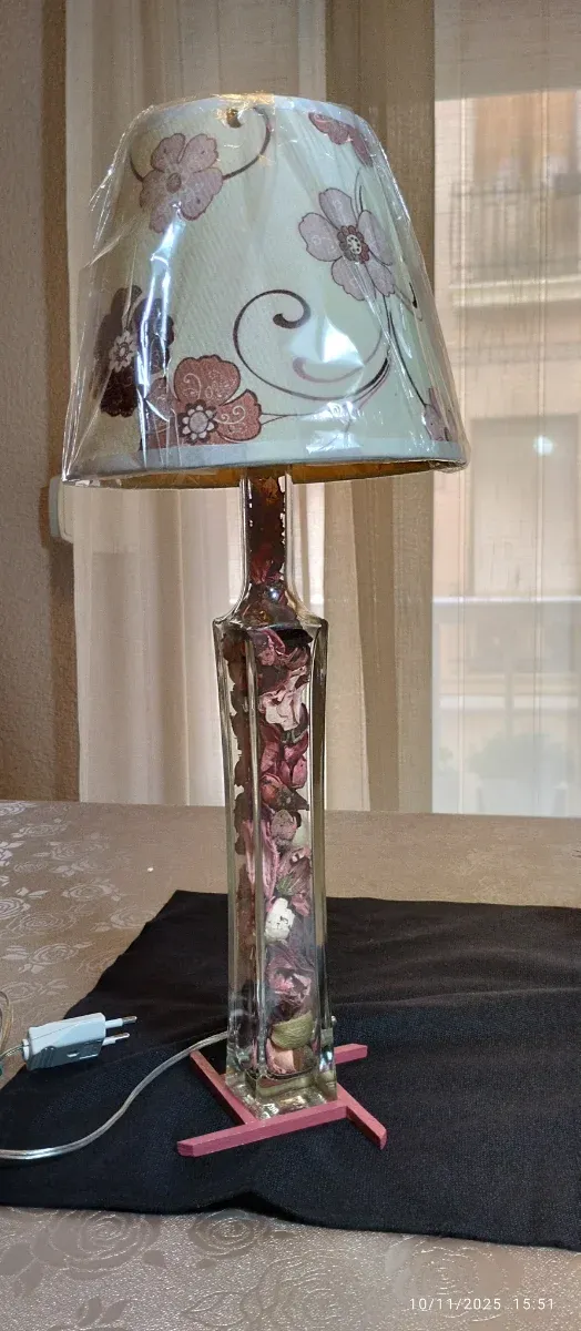 Lámpara de sobremesa decorativa