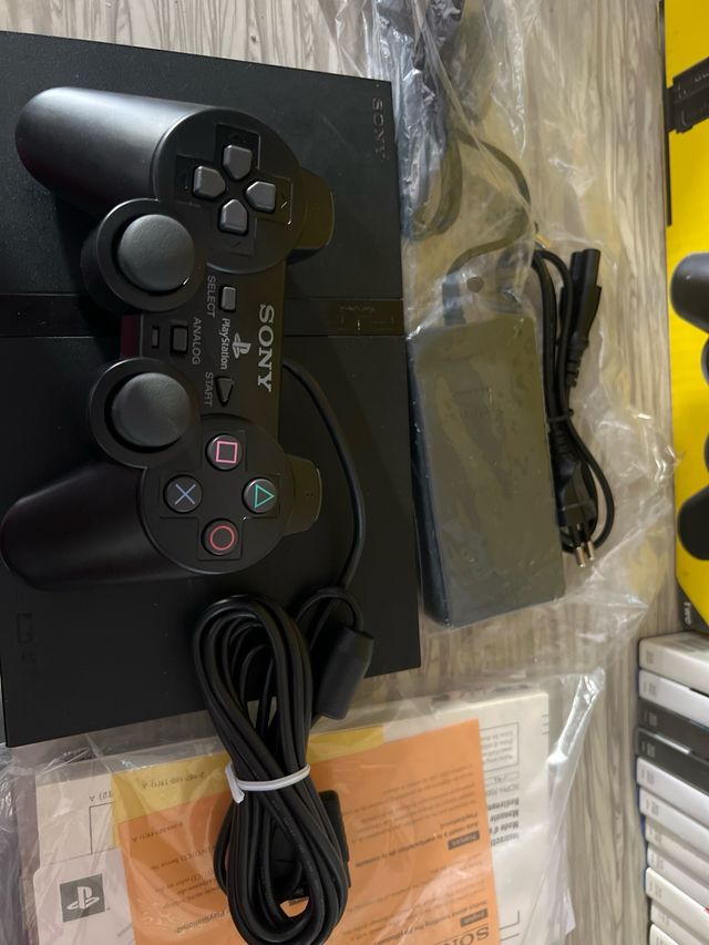 PlayStation 2 Negra + 13 Juegos