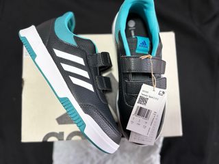 Zapatillas Adidas niño velcro