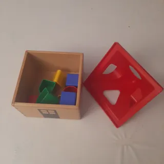 Juego educativo de encaje de formas