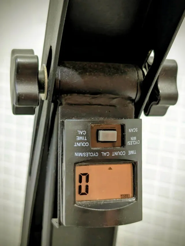 Bicicleta rehabilitación piernas y brazos