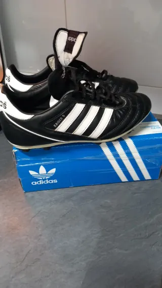 Botas de fútbol Adidas Kaiser Negras Talla 39,5