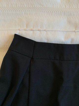 Minifalda pantalón Stradivarius negra