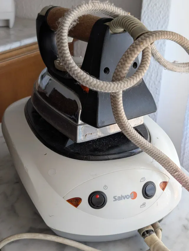 Centro de planchado vapor Salvo