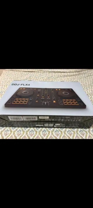 Mesa de mezclas Pioneer DJ DDJ-flx4 Compra en Mayo