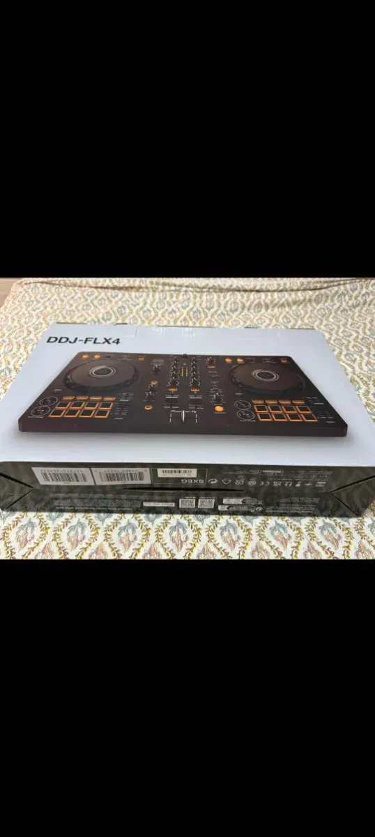 Mesa de mezclas Pioneer DJ DDJ-flx4 Compra en Mayo