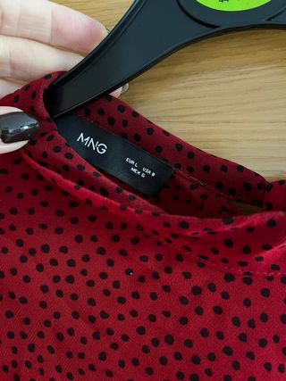Blusa roja lunares negros Mango