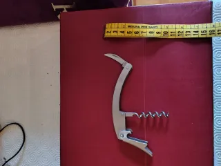 Cavatappi da sommelier in metallo nuovo