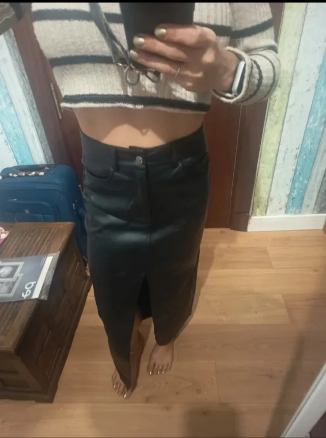 Falda larga cuero sintético Stradivarius