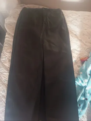 Falda larga cuero sintético Stradivarius