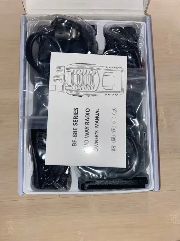 Radio Nestling BF-88E FRS